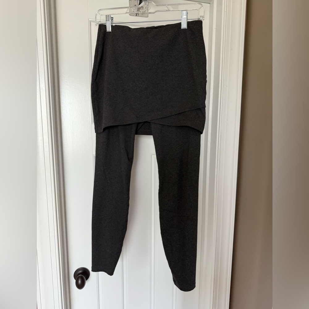 CAbi Dark Gray Skirted Leggings Stretchy Full-Length